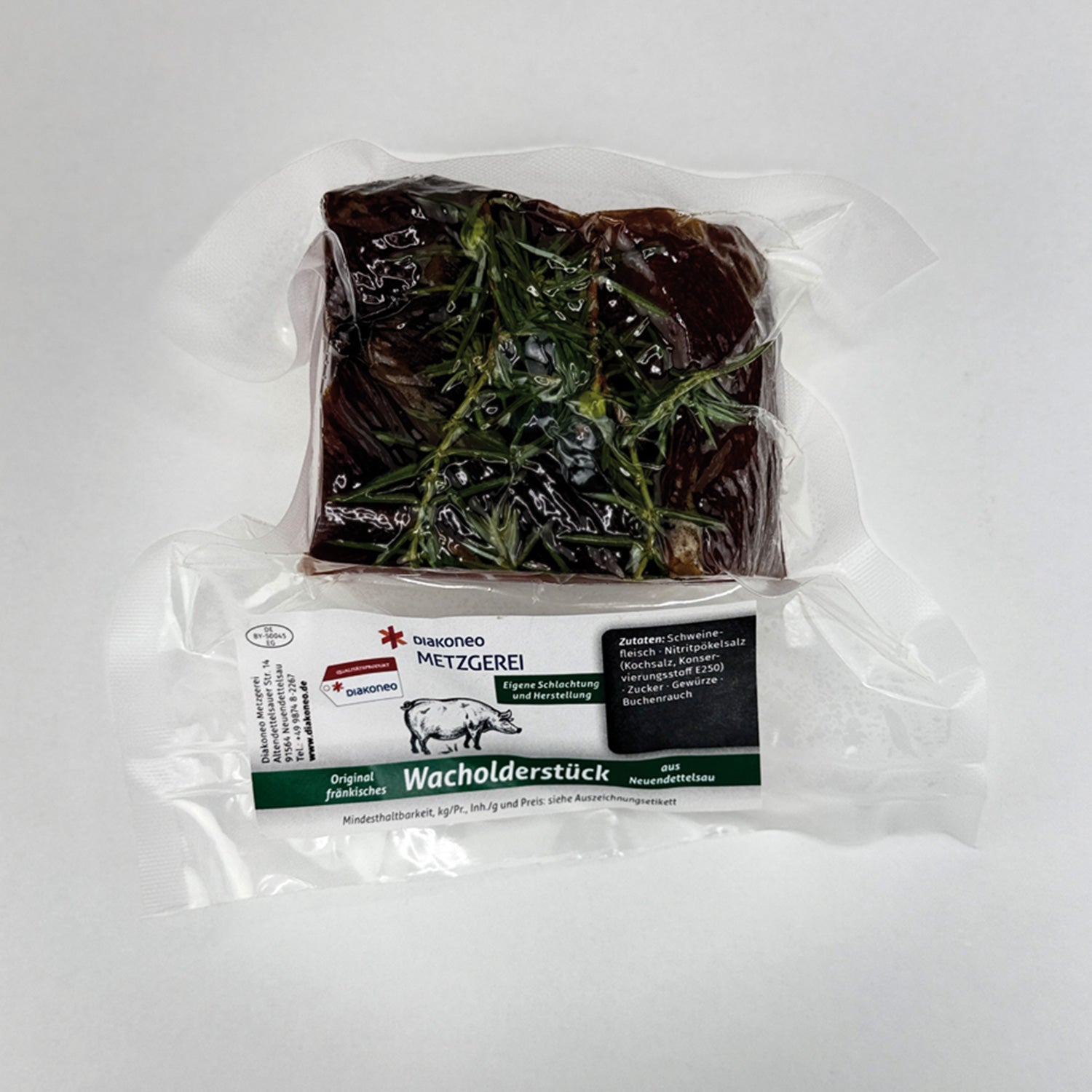 Wacholderstück (roher Schinken mit Wacholder gewürzt und geräuchert)